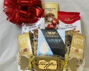 Fine and Fancy Gourmet Basket1